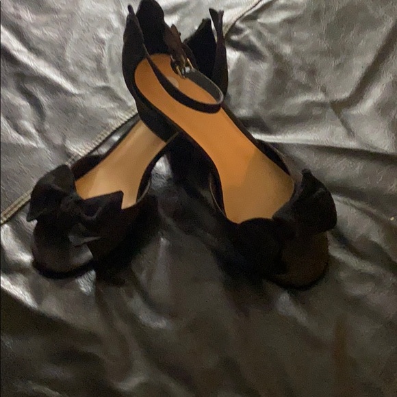 c p Shoes - 🌻🌻c p Black suede chunky heel  suede sandal